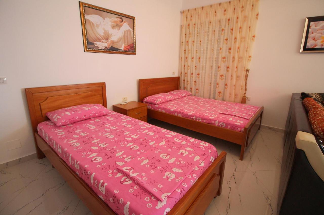 סרנדה Klajdi Apartaments מראה חיצוני תמונה