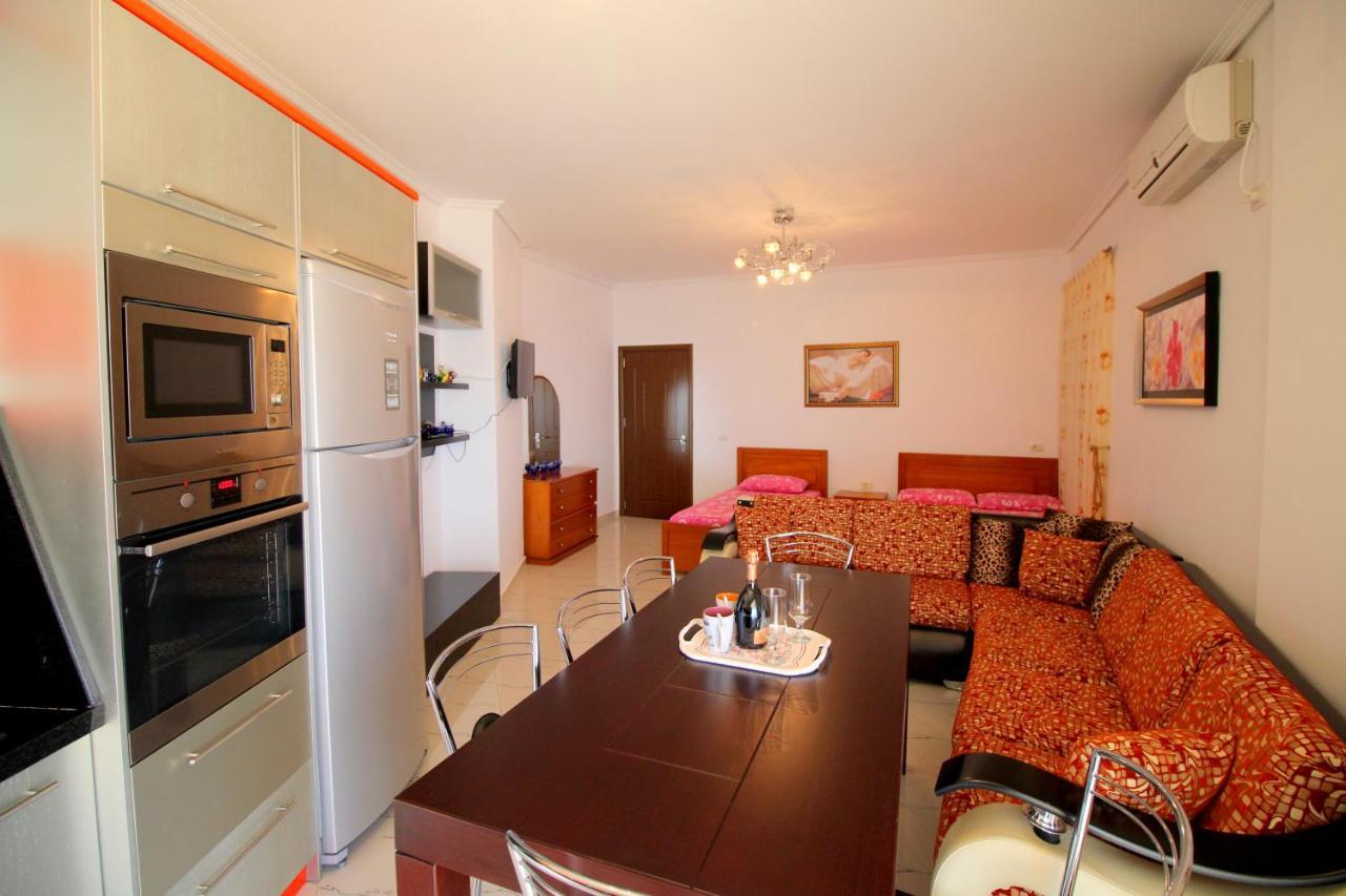 סרנדה Klajdi Apartaments מראה חיצוני תמונה