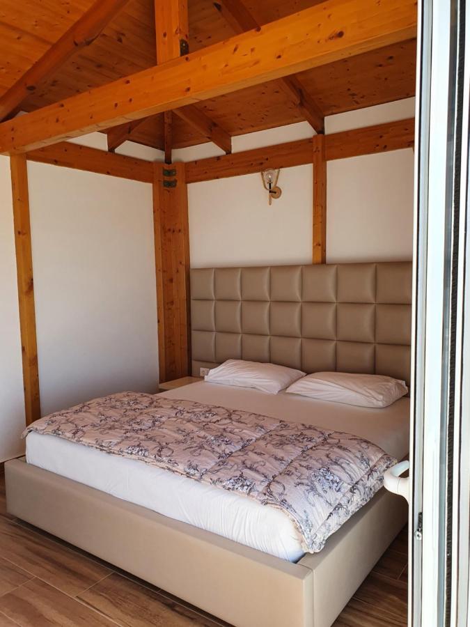 סרנדה Klajdi Apartaments מראה חיצוני תמונה