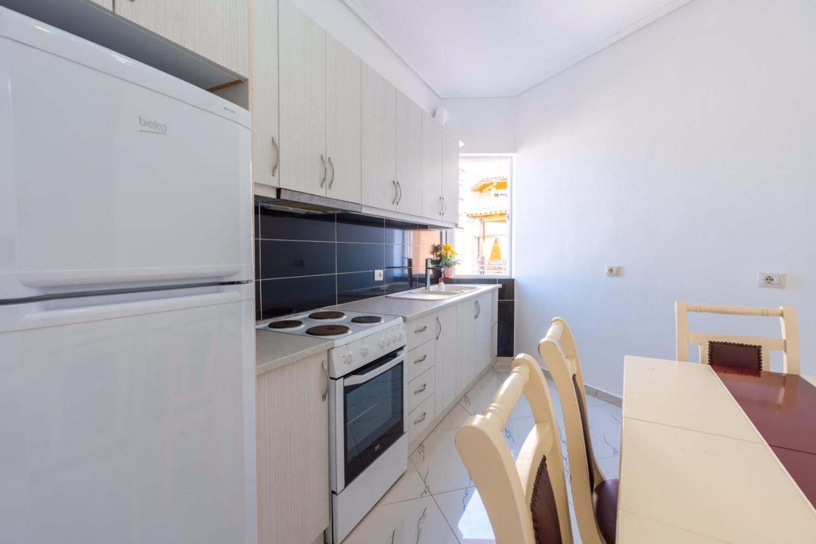 סרנדה Klajdi Apartaments מראה חיצוני תמונה
