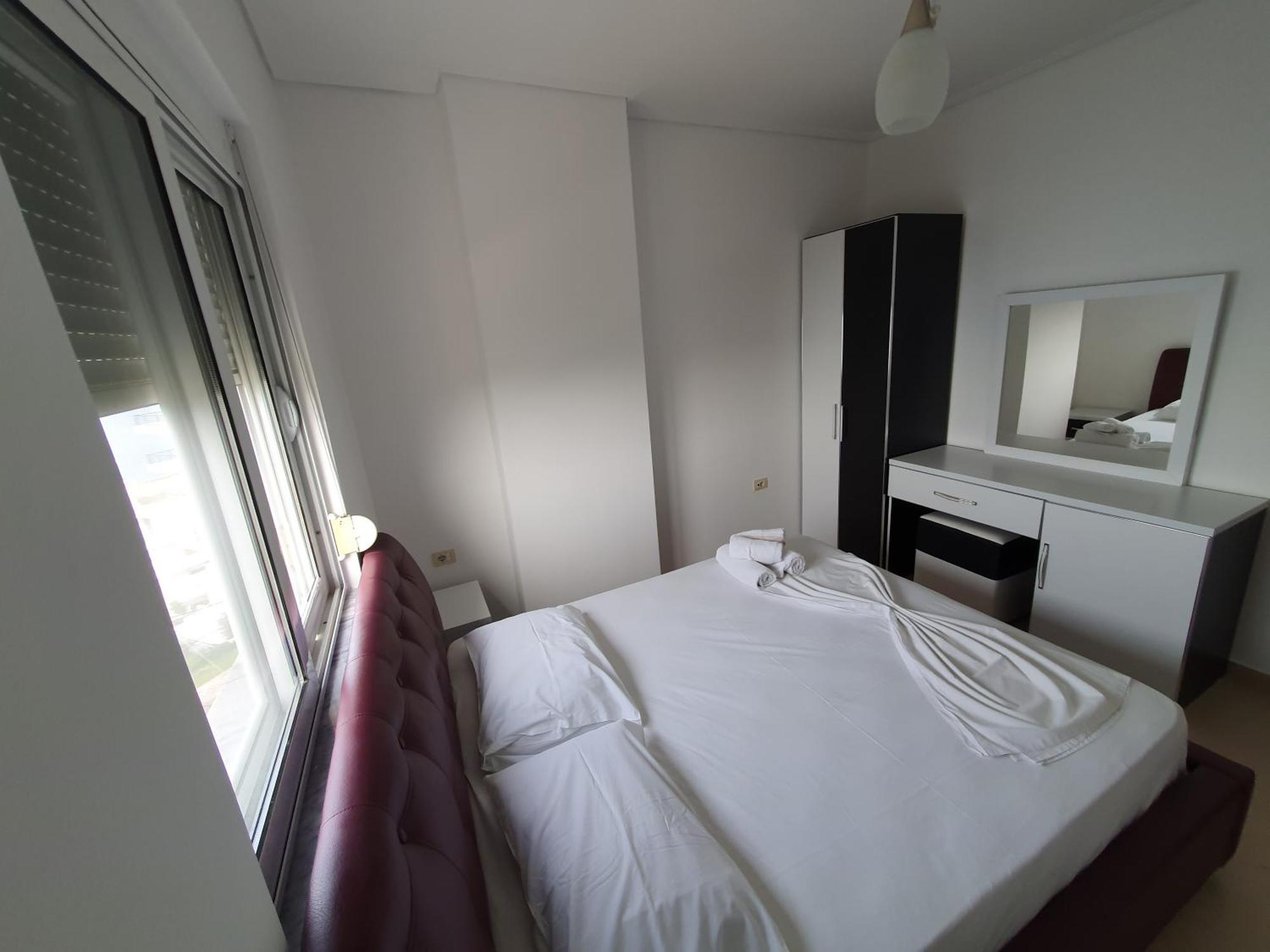 סרנדה Klajdi Apartaments מראה חיצוני תמונה