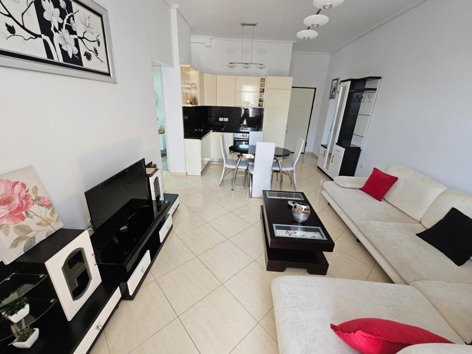 סרנדה Klajdi Apartaments מראה חיצוני תמונה